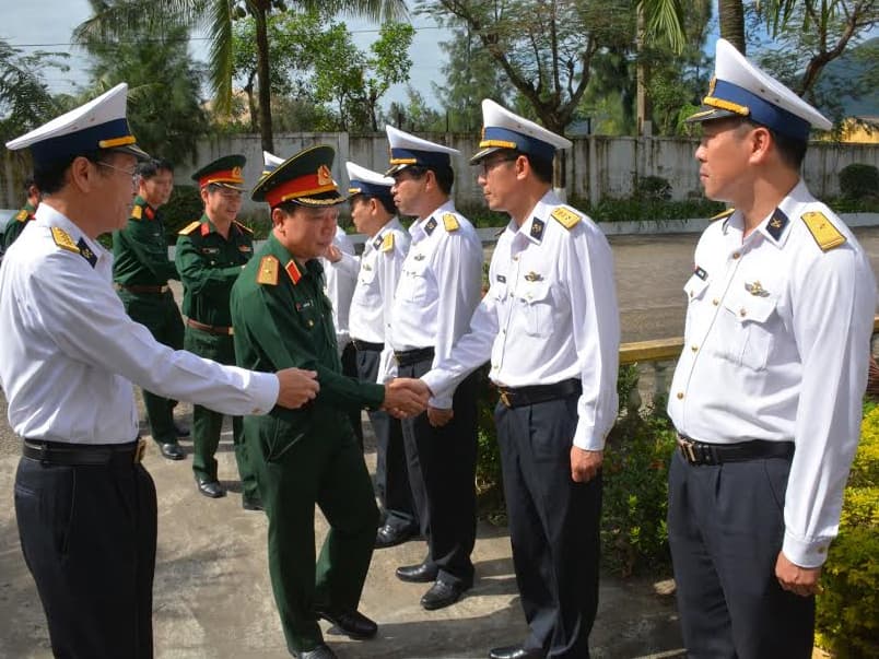 Thủ trưởng Tổng cục Chính trị thăm, chúc Tết các đơn vị tại Đà Nẵng