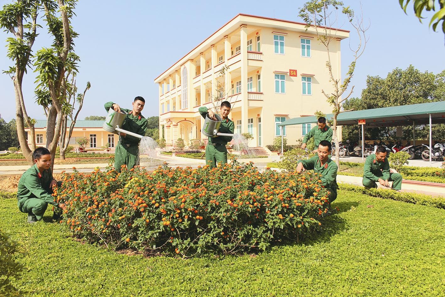 Thêm gần gũi cán - binh khi Tết đến, Xuân về