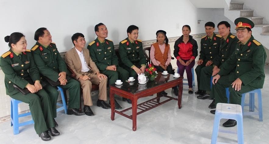 Xuân ấm trong ngôi nhà đồng đội