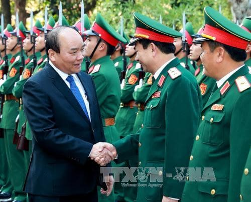 Thủ tướng Nguyễn Xuân Phúc kiểm tra công tác sẵn sàng chiến đấu tại Sư đoàn 312