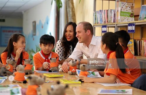 Hoàng tử Anh gửi lời chúc Tết tới người dân Việt Nam