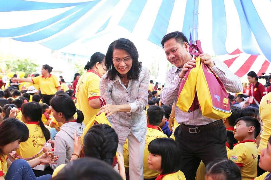 Chương trình “Mái ấm gia đình Việt – Tết Đinh Dậu 2017”