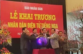 Khai trương Nhân dân điện tử tiếng Nga
