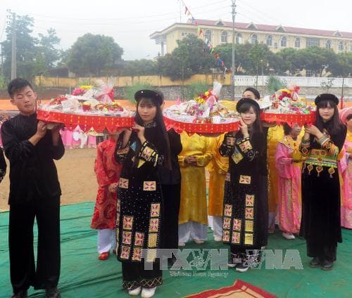 Lễ hội Lồng tồng tại Tuyên Quang