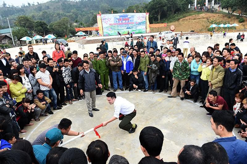 Phố Ràng vui hội đầu xuân