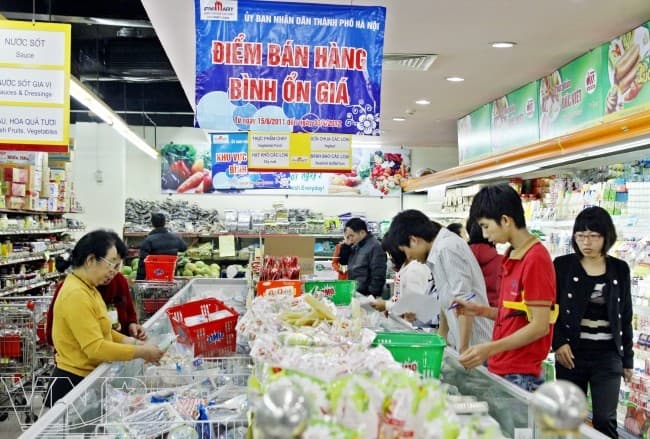 GIÁ ĐẦU NĂM ĐÃ XUÔI, GIÁ CUỐI NĂM CÓ LỌT?