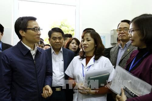Phó Thủ tướng Vũ Đức Đam: Cần quan tâm việc khám sức khỏe ban đầu và định kỳ cho toàn thể người dân