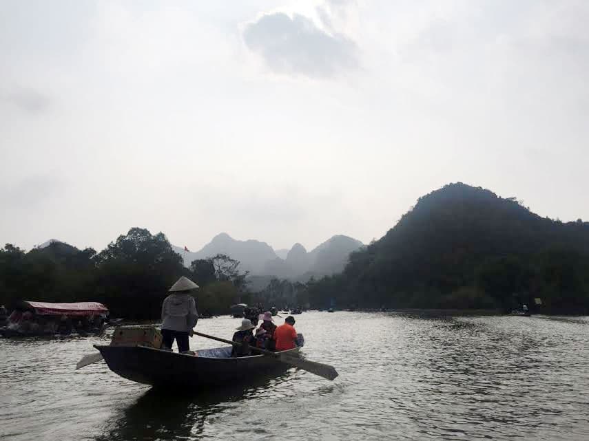Ghi ở Lễ hội chùa Hương