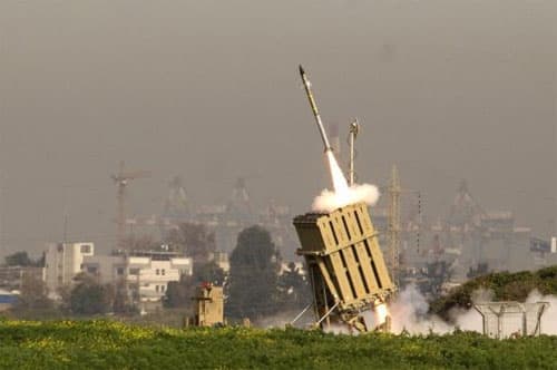 Israel: Iron Dome chặn thành công tên lửa bắn từ Sinai