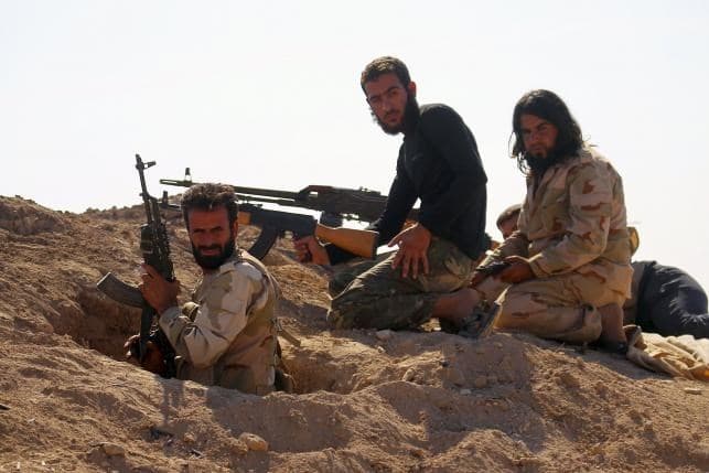 Lực lượng Thổ Nhĩ Kỳ và quân nổi dậy Syria tiến vào thành trì Al-Bab của IS