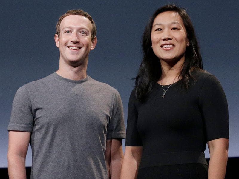 Ông chủ facebook tài trợ cho nghiên cứu chữa khỏi mọi bệnh hiểm nghèo
