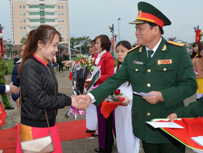 Quân khu 5 hoàn thành 100% chỉ tiêu giao quân năm 2017