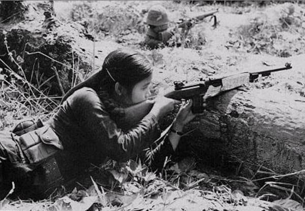 Những đóa hoa đời
