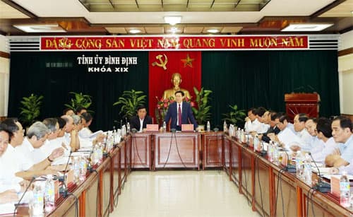 Phó thủ tướng Vương Đình Huệ dự và chỉ đạo hội nghị của Ban Thường vụ Tỉnh ủy Bình Định