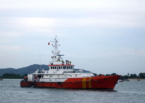 Tàu cá chìm ngoài khơi Vũng Tàu, 5 ngư dân mất tích