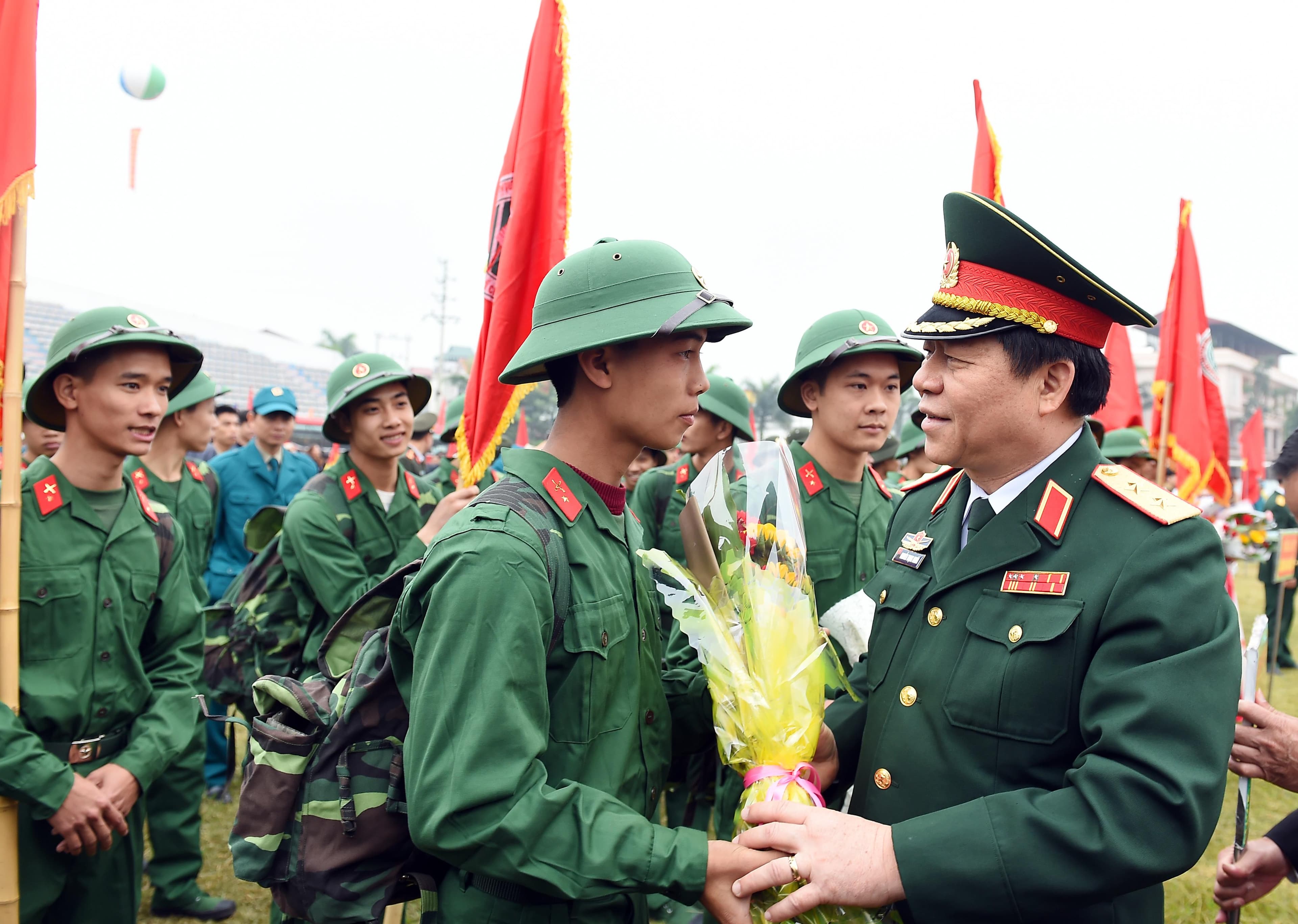 Náo nức ngày hội tuổi trẻ lên đường
