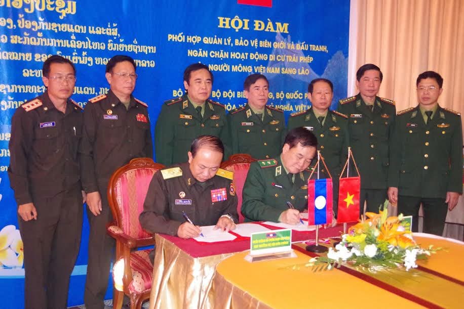 Cùng nhau bảo vệ, xây dựng tuyến biên giới hòa bình, hữu nghị đặc biệt Việt Nam-Lào
