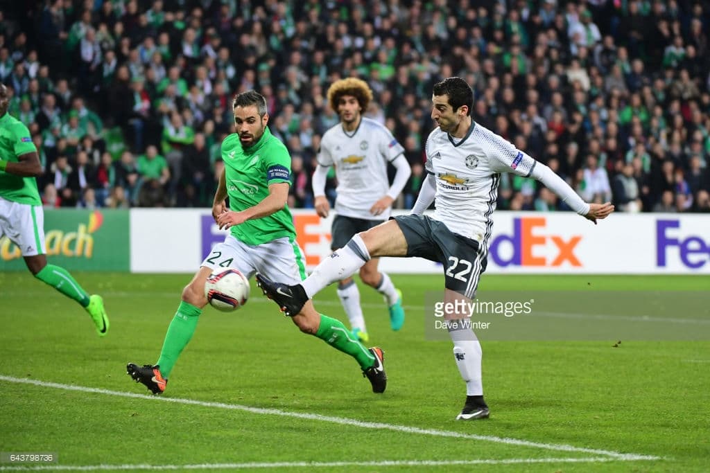 Bailly nhận thẻ đỏ, MU vẫn thắng St.Etienne
