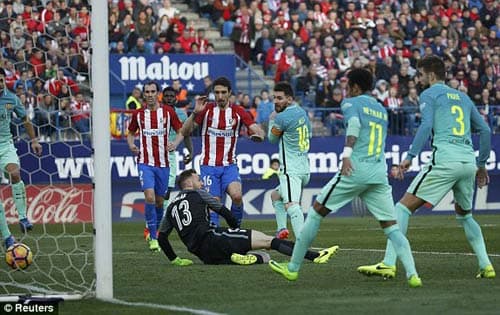 Vòng 24 La Liga: Tiểu bá vương "múa tay trong bị"