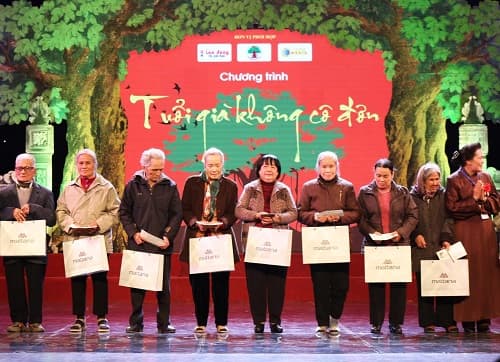 Tuổi già không cô đơn