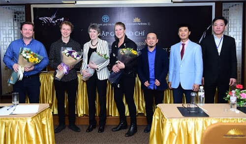 Biểu diễn Quốc ca Việt Nam trong buổi hòa nhạc “Vietnam Airlines Classic-Hanoi Concert 2017”