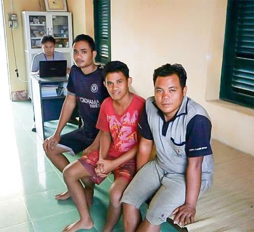 BĐBP Sóc Trăng cứu hộ 3 thuyền viên người nước ngoài gặp nạn trên biển