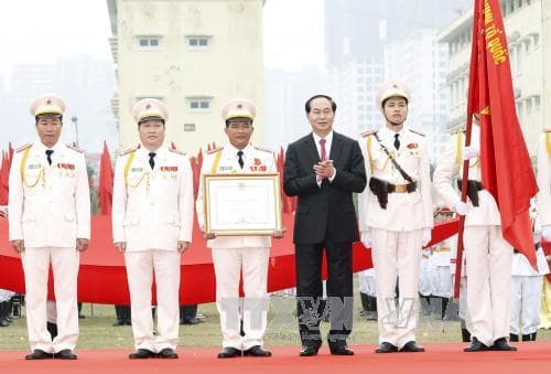 Chủ tịch nước Trần Đại Quang dự Lễ kỷ niệm 20 năm Ngày thành lập Tiểu đoàn Cảnh sát đặc nhiệm số 1