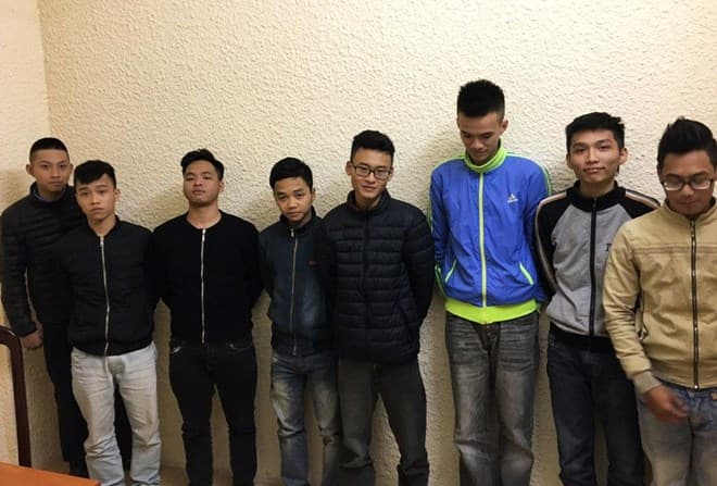 Hà Nội: Bắt khẩn cấp 8 đối tượng chạy xe máy tốc độ cao, gây mất trật tự công cộng