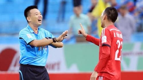 Ai nắm “vua sân cỏ”?