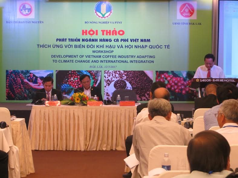 Phát triển ngành hàng cà phê Việt Nam thích ứng với biến đổi khí hậu và hội nhập quốc tế