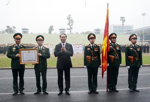 Binh chủng Đặc công đón nhận Huân chương Quân công hạng nhất