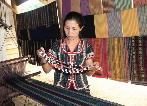 Tín vật tình yêu của người Cơ Ho