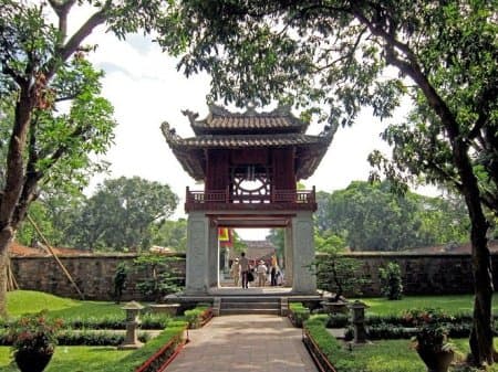XÂY DỰNG DI TÍCH XỨNG VỚI CHIẾN CÔNG