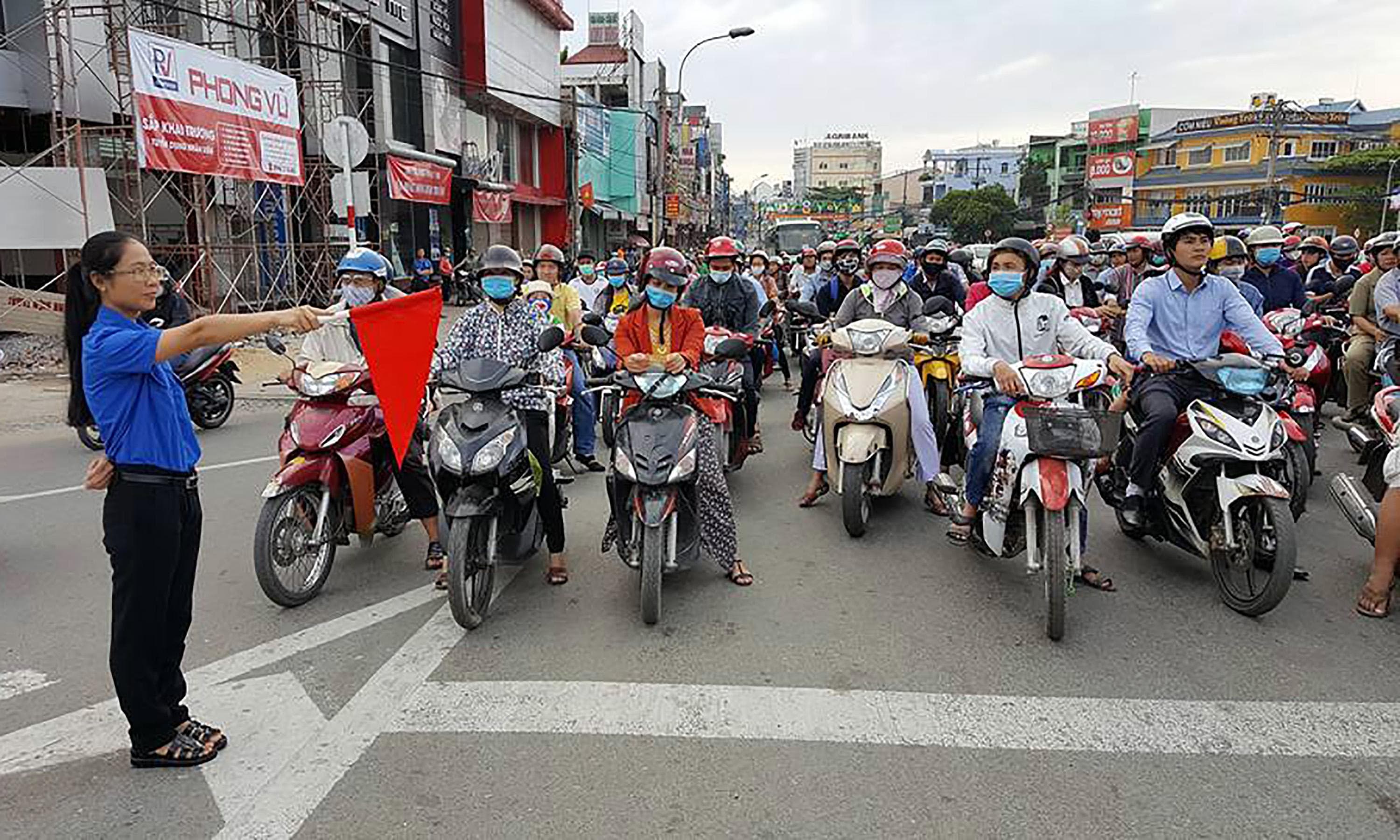 Góp sức trẻ xây dựng văn minh đô thị