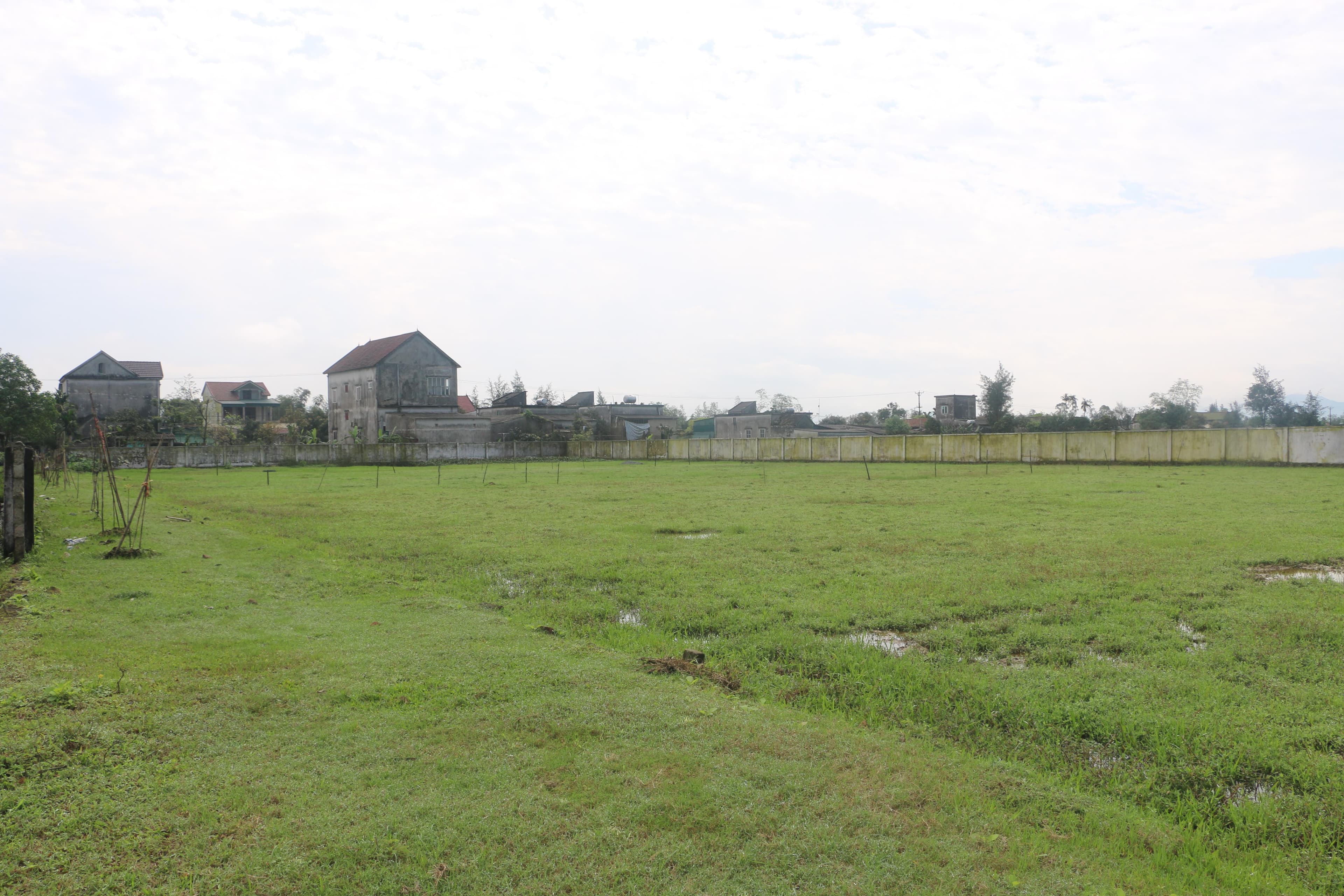 Chậm triển khai, thầy trò vẫn phải học hai nơi