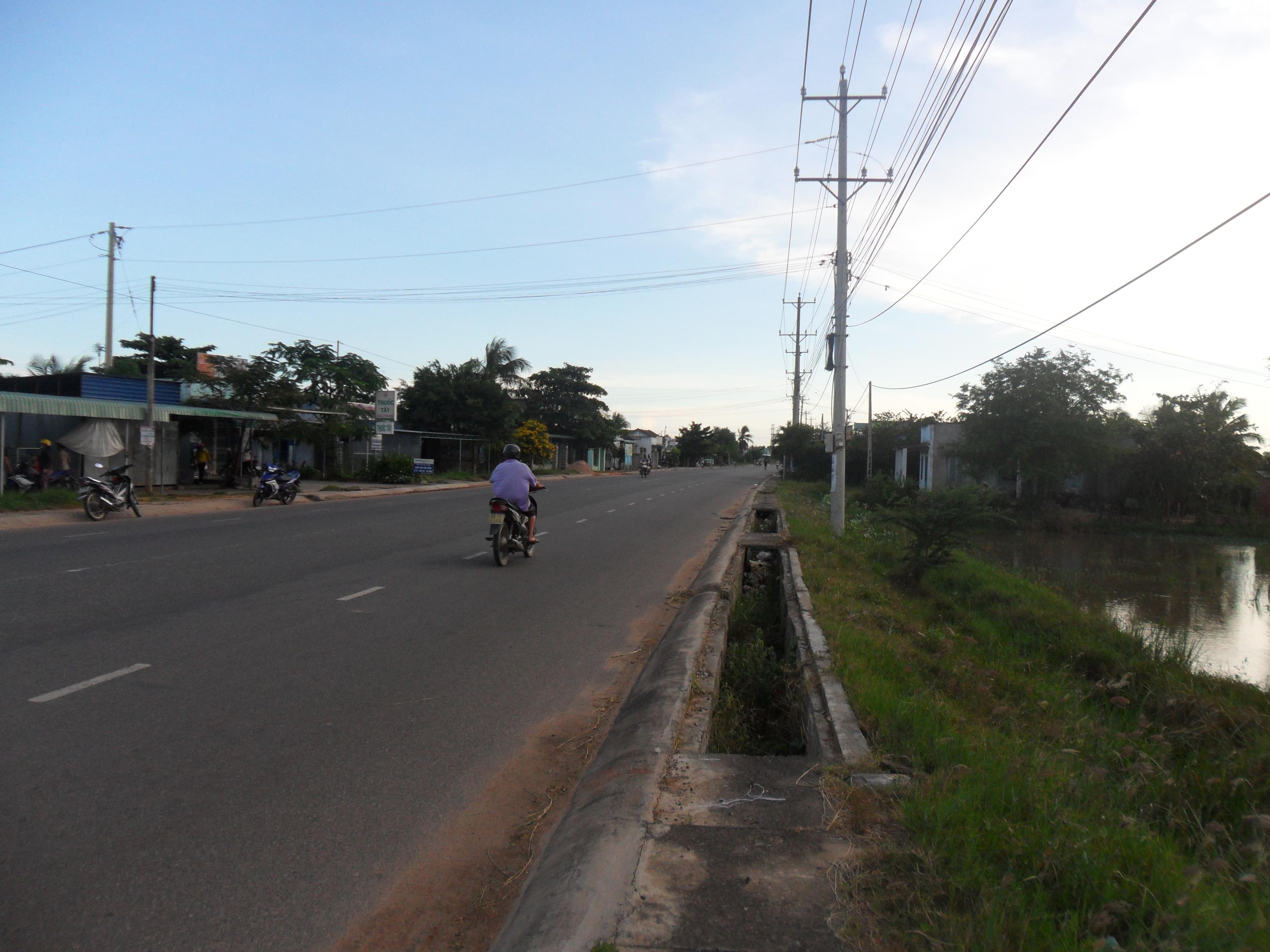 Ngăn chặn tình trạng trộm cắp nắp cống