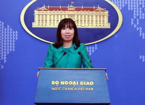 Việt Nam giải quyết các vấn đề tranh chấp Biển Đông bằng biện pháp hòa bình, trên cơ sở luật pháp quốc tế