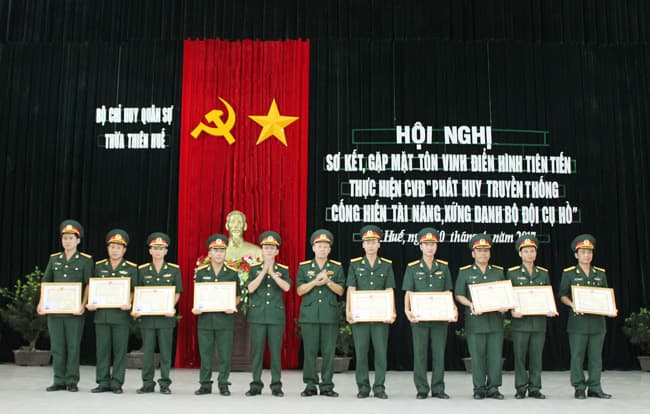 Sơ kết 3 năm thực hiện CVĐ “Phát huy truyền thống, cống hiến tài năng, xứng danh Bộ đội Cụ Hồ”