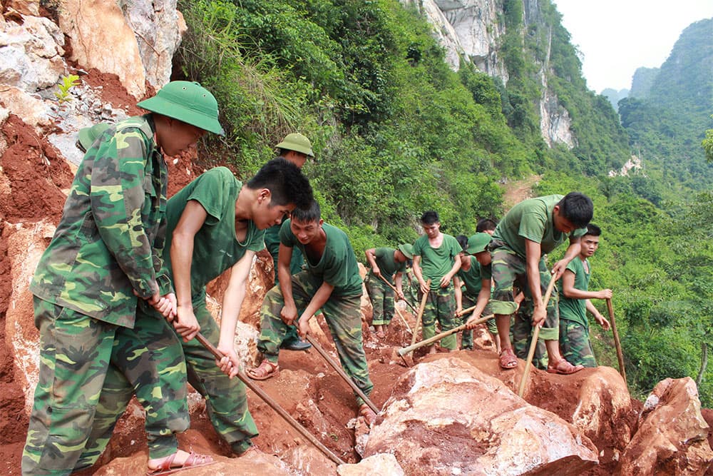 Trưởng thành trên quê hương cách mạng