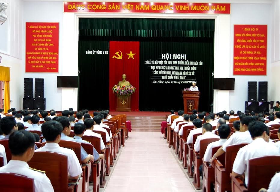 Sơ kết 3 năm thực hiện Cuộc vận động “Phát huy truyền thống, cống hiến tài năng, xứng danh Bộ đội Cụ Hồ"