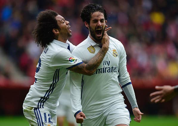 Vòng 32 La Liga: Real lội ngược dòng duy trì ngôi đầu bảng