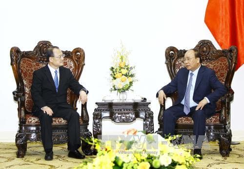 Thủ tướng Nguyễn Xuân Phúc tiếp Chủ tịch Phòng Thương mại Hồng Công-Việt Nam