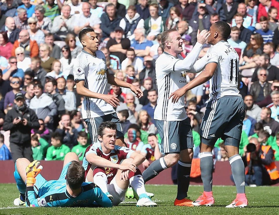 Vòng 34 Premier League: MU giành 3 điểm nhẹ nhàng