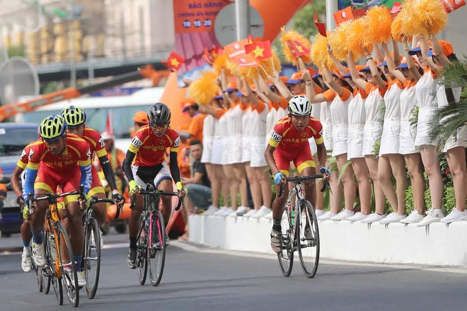 Anh văn Hội Việt Mỹ TP Hồ Chí Minh nhất đồng đội