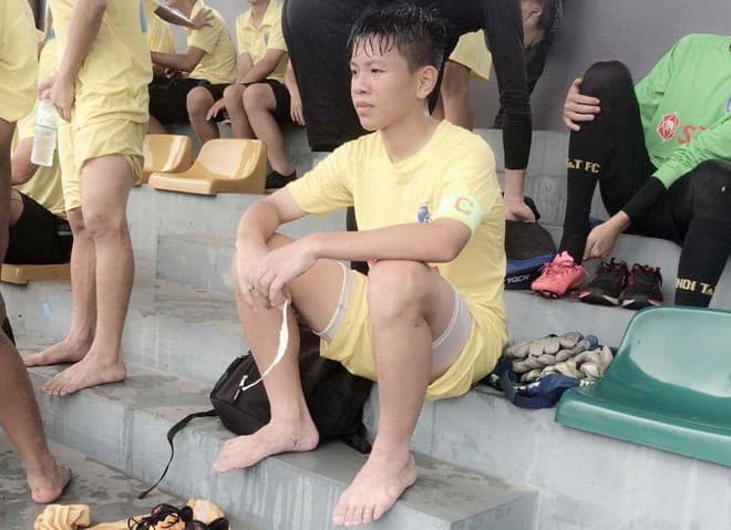 VFF yêu cầu giải trình vụ cầu thủ U15 Hà Nội bị dọa cắt gân chân