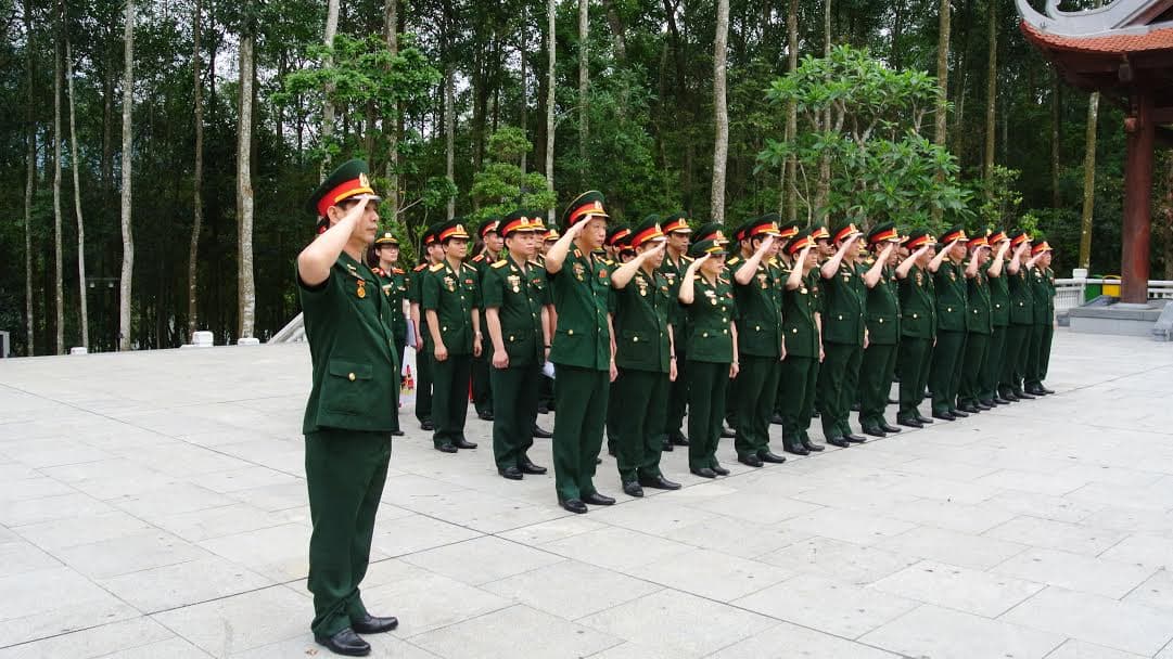 Học viện Quân y báo công dâng Bác tại Khu di tích K9