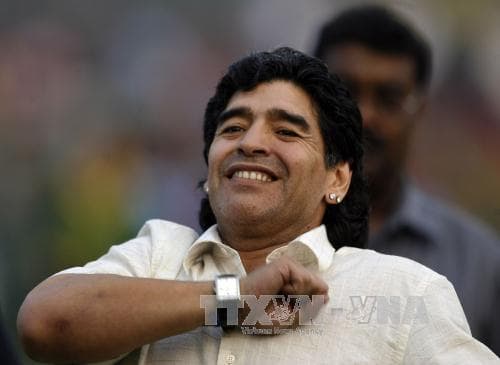 Diego Maradona trở thành huấn luyện viên CLB hạng hai của UAE