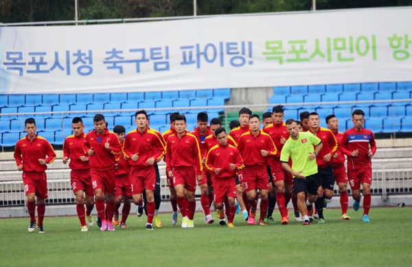 Buổi tập đầy hứng khởi của U20 Việt Nam tại Hàn Quốc