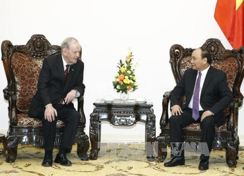 Thủ tướng Nguyễn Xuân Phúc tiếp cựu Thủ tướng Canada