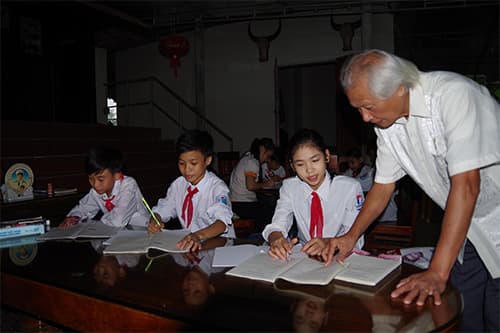 Lớp học của Đại tá Phan Chí Nhượng